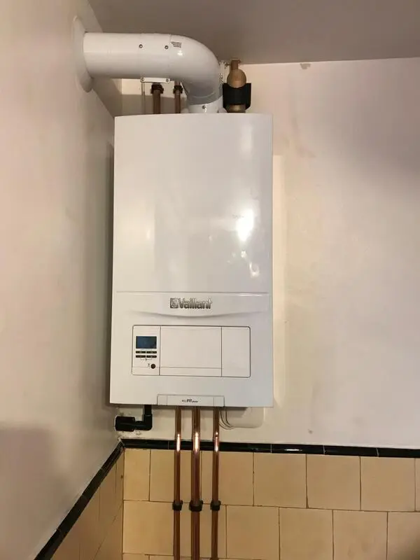 Vaillant ecoFIT pure boiler installation in bathroom area